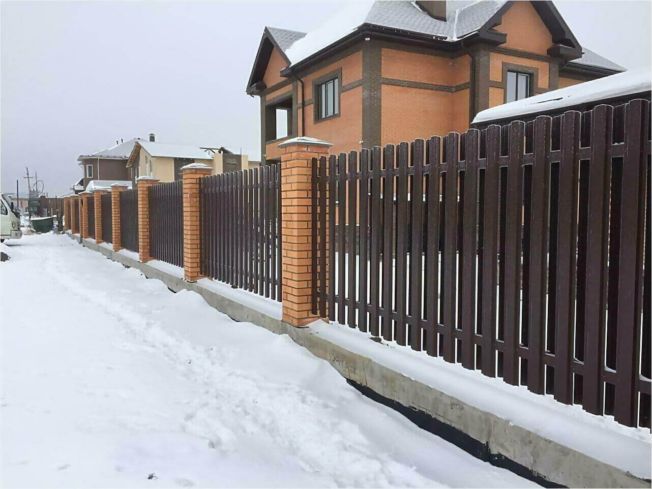 Забор из штакетника 95м фото1 в Рязани