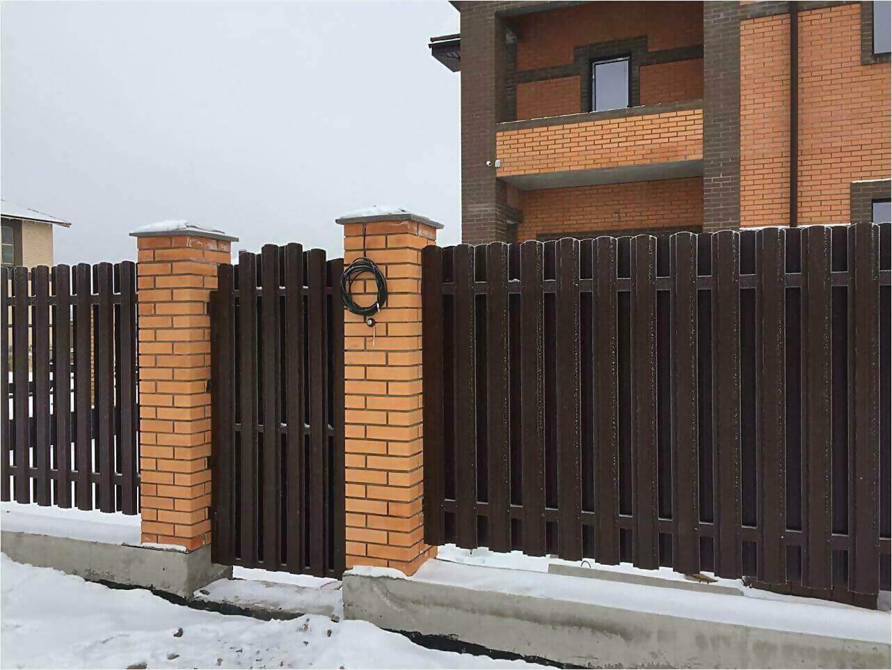 Забор из штакетника 95м фото2 в Рязани