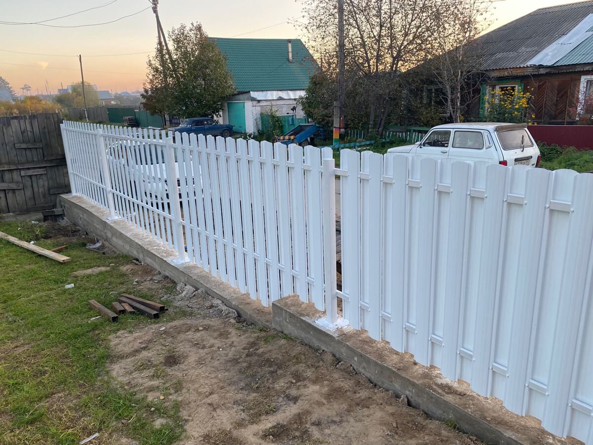 Заборчик из евроштакетника 16м RAL9003/9003 Белый двусторонний фото 2 в Рязани