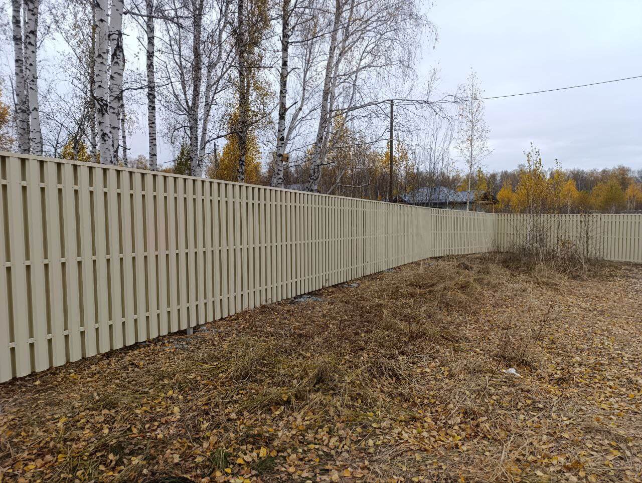 Забор из евроштакетника 140м RAL1015/1015 Слоновая Кость двусторонний фото 1 в Рязани